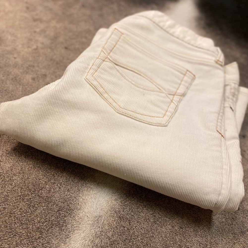 Abercrombie & Fitch size 4 Corduroy White bootcut